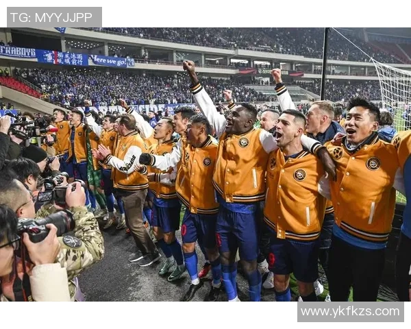 上海申花与广州恒大超级杯精彩对决全程录像回顾与分析 上海申花与广州恒大超级杯精彩对决全程录像回顾与分析