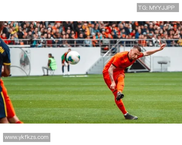 克拉斯若达尔迎战乌拉尔期待精彩对决与激烈竞争 克拉斯若达尔迎战乌拉尔期待精彩对决与激烈竞争